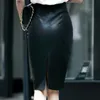 Black Pu Leather Skirt Women 2019 New Midi Sexy High Weist Bodycon Split Skirt Office Pencil طول الركبة بالإضافة إلى الحجم