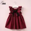 Kız Elbise Prenses Giyim Falbala Yaka Geri ilmek Katı Renk Sevimli Elbiseler Bebek Kız Yaz Pembe Ve Kırmızı Mini Elbise