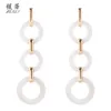 Mode-lien cercles balancent boucles d'oreilles pour les femmes marque de luxe lustre boucle d'oreille occidentale vente chaude style de vacances bijoux cadeau pour fille