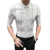 Camisa dos homens da marca Meia camisas listradas da manga para homens Business Wear formal Slim Fit vestido casual