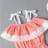 Baby Rompers Girls Lace Suspender Jumpsuits Summer Lotus Leaf Collar Bomull Linne Onesies Outfits Barn av axel Bodysuits AYP617