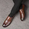 Büroschuhe für Männer 2019, Entlüftungsloch, Leder, Herrenkleidschuhe, klassische Business-Schuhe für Männer, formelle Sepatu-Slip-On-Schuhe