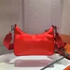 Borsa da donna Borsa da donna in nylon Hobo Borsa a tracolla Borsa a tracolla da donna Borsa a tracolla vintage Casual Elegante Avvolge piccole tasche con scatola rosso rosa nero kaki