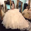 Binbaşı Boncuk Balo Quinceanera Elbiseler Sheer Boyun Custom Made Balo Abiye Tül Katmanlı Tatlı 15 Masquerade Elbise Akşam Giyim