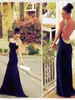 Sexig Backless Crystal Prom Klänningar Mörka Navy Scoop Neckline Ärmlös Lång Formell Golvlängd Aftonklänning Monterad Turkisk 2019 Party Gown