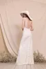 Divine Atelier Modest Capped Etui Brautkleider V-Ausschnitt Rückenfrei Applikationen Spitze Brautkleid Sweep Zug Vestidos De Novia