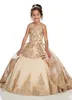 2020 Düğünler İçin Yeni Sevimli Çiçek Kız Elbiseleri Mücevher Illusion Sleeless Dantel Aplikler Korse Geri Küçük Çocuklar Kutsal İlk Komün 3617435