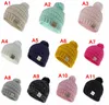 Neues Design für Kinder Beaniehüte feste Hut Stricken Farbe Kinder häkeln Pompon Mok Buchstaben Babyjungen Mode Winter warme Mütze Accessoires