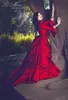 Abiti da sposa vittoriani vintage Mina Dracula Abiti da sposa con maniche lunghe 2022 Abito da sposa gotico rosso scuro con increspature da giardino rosso scuro Taglie forti