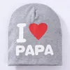 100pcs Primavera Outono bebê malha Quente Cotton Beanie Hat para a criança do bebê caçoa a menina Menino que eu amo PAPA MAMA Imprimir bebê Chapéus