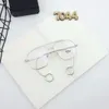 Occhiali da sole firmati da donna di lusso da uomo Occhiali da sole di lusso Occhiali da sole firmati UV400 7 colori opzionali Alta qualità con scatola in pelle