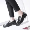 Jugend-Herren-Loafer, italienisches Leder, spitze Zehenpartie, Hochzeits-Mann-Kleiderschuhe, britischer Trend, Luxus-Designer, lässig, wild, formelle Herren-Business-Schuhe