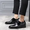 Sıcak Satış- Deri Ayakkabı Erkekler Erkekler için Resmi Asansör Ayakkabıları Deri Elbise Ayakkabıları Sivri Burun bağcık Yüksekliği Artan 6 CM Erkek Düğün Ayakkabısı