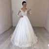 Vintage Plus Storlek En linje Bröllopsklänningar Lång Illusion Ärmar Sheer Neck Lace Applique Platser Bröllopsklänning Bridal Gowns Vestidos de Noiva