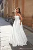 Modern enkel billig axellös klänning veck Satin golvlängd bröllopsklänningar brudklänningar mantel de mariee vestidos de noiva 2024