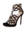 Sexig Rhinestone Hollow Out High Heels Gladiator Sandals Lyxiga Kvinnor Designer Skor Storlek 35 till 40