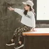 2020 crianças menina039s conjunto de roupas casuais letras topos manga longa camisetas longas legging calças camufladas crianças menina tshirtsp2863094