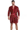 남자 버팔로 격자 무늬 목욕 가운 7 색 부드러운 플란넬 가운 중간 긴 잠옷 따뜻한 겨울 홈 가운 OOA6738