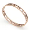Fashion Silver Acciaio in acciaio inossidabile Bracciale Roman Bracciale Braccialette di braccialetti in oro rosa per donne Ama Bracciale 1IZ2