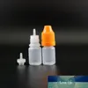 Kunststoff-Tropfflaschen mit kindersicheren, sicheren Kappen. Tipps für Dampf-Squeeze und Zigaretten. Langer Nippel