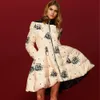مصمم أزياء عالي الجودة في إيطاليا 2019 معطف فاخر وينتر وينتر بطة أصلية أسفل باركا سترة تنورة غير متماثلة المطبوعة باركا