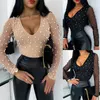 Maglia sexy con perline alla moda Vedere attraverso la camicetta da donna a maniche lunghe skinny con taglio basso Top sexy e camicia da donna a maniche lunghe