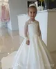 2019 Livraison Gratuite Princesse Pas Cher Belle Sainte Blanc Fleur Fille Robes Enfant Manches Longues Jolis Enfants Première Robe De Sainte Communion