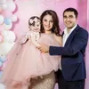 Abiti da ragazza Blush Pink Lace Perline Baby Girl Maniche ad aletta Abiti da spettacolo per la prima comunione del primo compleanno1