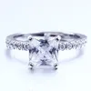 Klasyczny prawdziwy solidny 925 Srebrny pierścień 1 CT Square Sparling CZ Wedding Biżuteria Pierściołów zaręczynowy dla kobiet Girls Prezent291T5409497