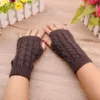 Fashion-stilig hand varmare vinterhandskar kvinnor armhäcke stickning faux ull Mitten varma fingerlösa handskar kvinnor femme