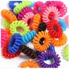 600pcs elastiska hårband flickor hår tillbehör gummiband huvudbonus färgglada rep spiral form slipsar gummitelefon tråd