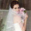Neue Hochzeitsaccessoires Weiß/Elfenbein Mode Bandkante Kurzer zweilagiger Brautschleier mit Kamm Hohe Qualität Kostenloser Versand