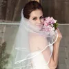 Nuovi accessori da sposa Bianco / Avorio Bordo del nastro di moda Breve Velo da sposa a due strati con pettine Alta qualità Spedizione gratuita