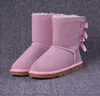 2020 Günstige Designer Australien Frauen klassische Schneestiefel Knöchel kurze Schleife Pelzstiefel für den Winter schwarz Kastanienmode Damenschuhe Größe 35-41