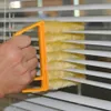Utile spazzola per la pulizia delle finestre in microfibra Condizionatore d'aria Spolverino Mini detergente per tapparelle Spazzola per panno di pulizia lavabile RRA2058