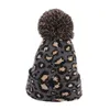 Moda Mulheres Leopardo Faux Peles Bola de Inverno Quente Crochet Chapéu de Chapéu Beanie para Mulheres Chapéu Gorras
