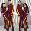 ZOGAA NYA MENS OCH KVINNOR TRACKSUIT HOODES Toppar Sweatpants 2 Piece Suit Sports Plus Size Sportswear Suit Casual Couples