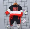 衣類セット男の子の服秋コットンプリントレター長袖トップパンツ2PCSキッズスーツ