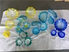 Nyaste Murano Flower Plates Wall Arts Blue Shade Yellow Shade Dekorativa Hand Blåst Glas Hängande Plattor Med Kammusslor Kanter