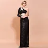 Neues Frühlings-2er-Abendkleid Yousef aljasmi Maxikleider One-Shoulder-Säule Oee-Langarm aushöhlen mit unregelmäßigen Pailletten