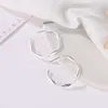 Nova onda geométrica simples brincos de aro de prata cor de ouro chapeado brincos de círculo para mulheres casamento nupcial jóias presente atacado 2020