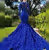 2020 bleu royal vraie sirène robes de bal paillettes de dentelle scintillante col haut 3d fleur dentelle africaine pas cher manches longues soirée formelle P291R
