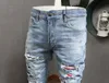 Patches Detail Biker Fit Jeans Men Slim Motorcykel för män Vintage Distressed Denim Jean Pants O3D1