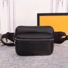 Mężczyźni Projektant Torby Luksusowe Torby Talii Goobag D Quality PU Skórzany Torba Pas Fanny Pack Ćwiczenia Outdoors Chest Bag Moda Belt M30247