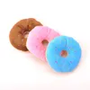 Ciambella giocattolo per animali crema bagel simpatico cane peluche vocale Pet Dog Puppy Cat Squeaker Quack Sound Toy Chew Donut Play Toys forniture