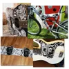 100 st cool vattentät svartvitt punkanime klistermärke för vuxna till DIY -vattenflaskan Telefonfodral Laptop Scrapbook Guitar Bike Motorcykel