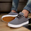 Casual Skate Shoes Partihandel Mens Fashion 2019 Canva Platform Bekväma skor för utomhusvandring