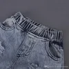 Mode Barnkläder Barnflickor Kläder Ställ 3 st dot Wrapped Bröstskörd Top + Ripped Hole Jeans Byxor + Huvudband Outfits Casual Clothing Sets