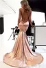Sexy Champagnerkleider Meerjungfrau Satin Ruch Spaghetti -Träger maßgeschneiderte Rückenless Sweep -Zug -Abendparty formelle Kleider Plus Größe