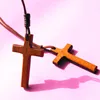 NUOVA Handmado intagliato in legno croce collana pendente annata Cristo Gesù lungo maglione catena gioielli amanti elegante 12 pz